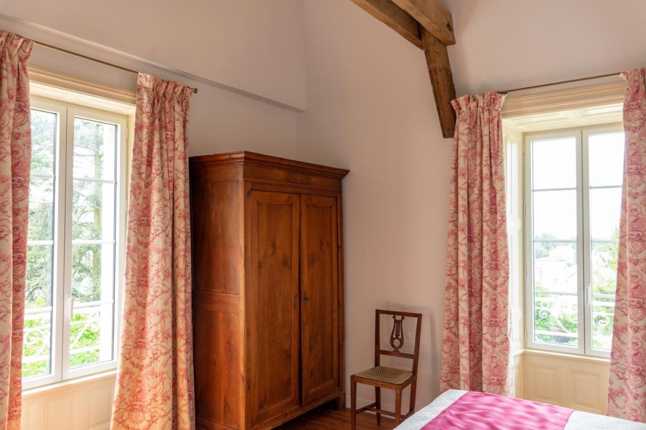 Chambres D'Hotes Chateau De Saint Etienne Du Bois Bagian luar foto